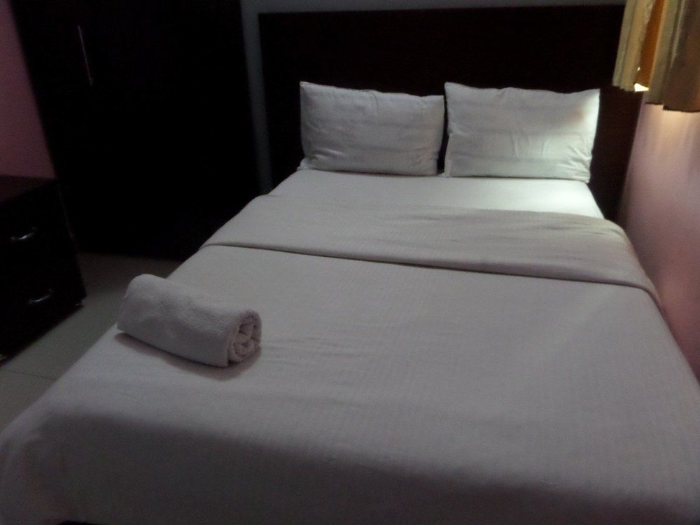 Flamingo Hotel Festac Town Zewnętrze zdjęcie